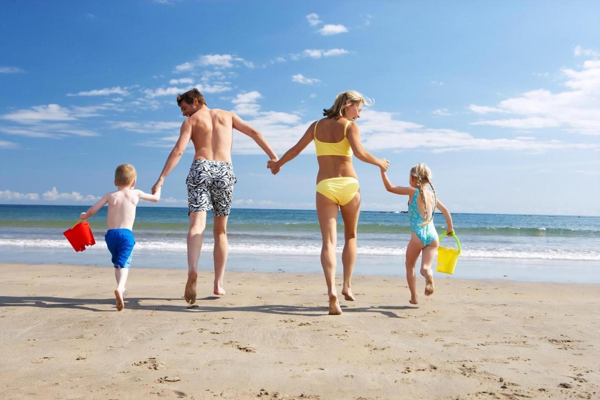 Superb Caravan At Seawick Holiday Park, Sleeps 8 Ref 27202Sw Clacton-on-Sea Εξωτερικό φωτογραφία